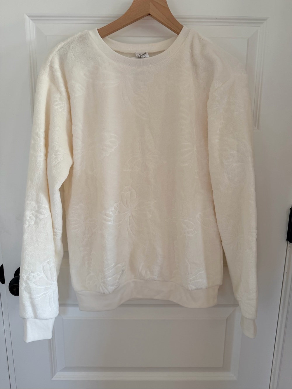 NWT Fleurish butterfly sweatshirt small